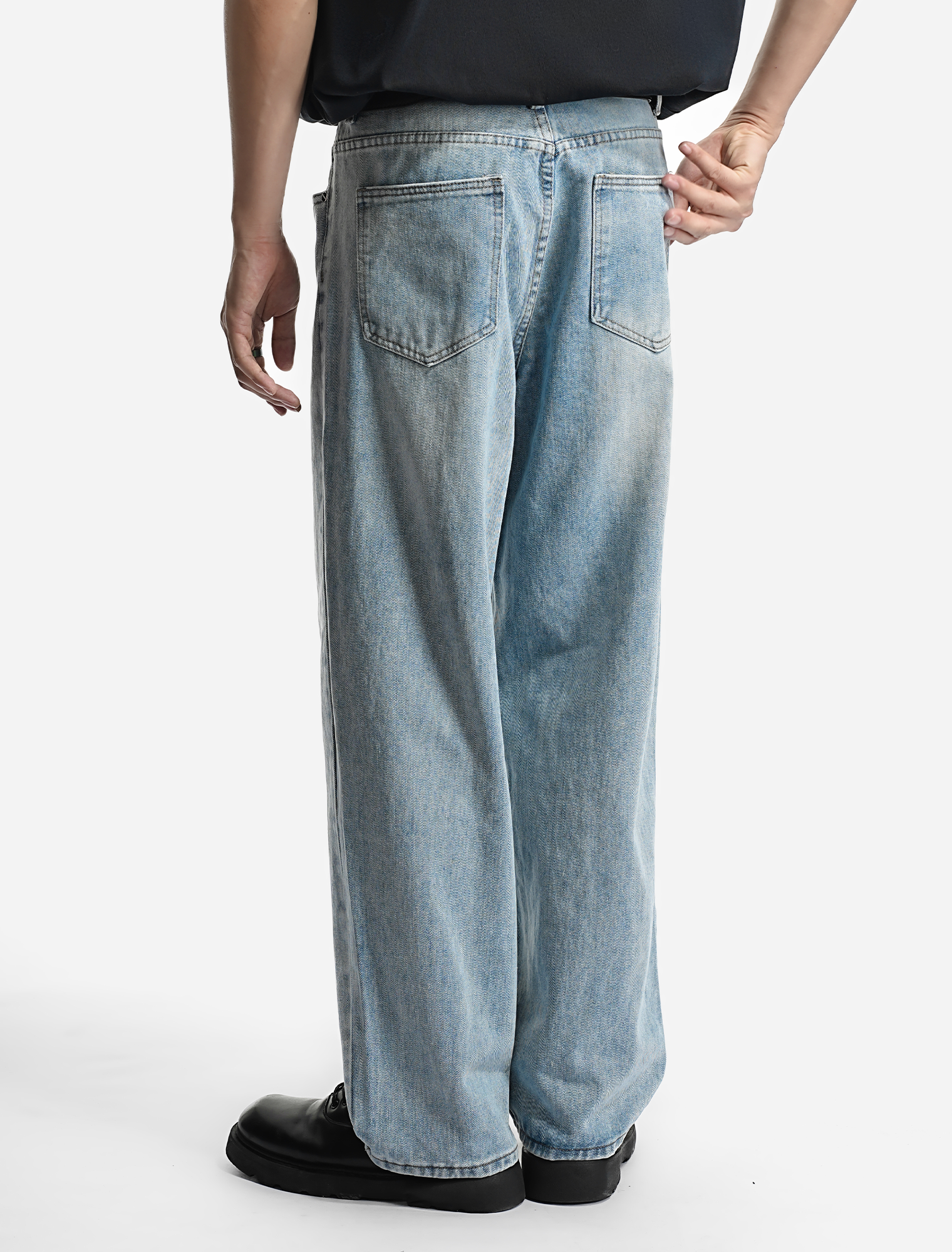 Men’s Casual Loose Fit Light Blue Baggy Jeans