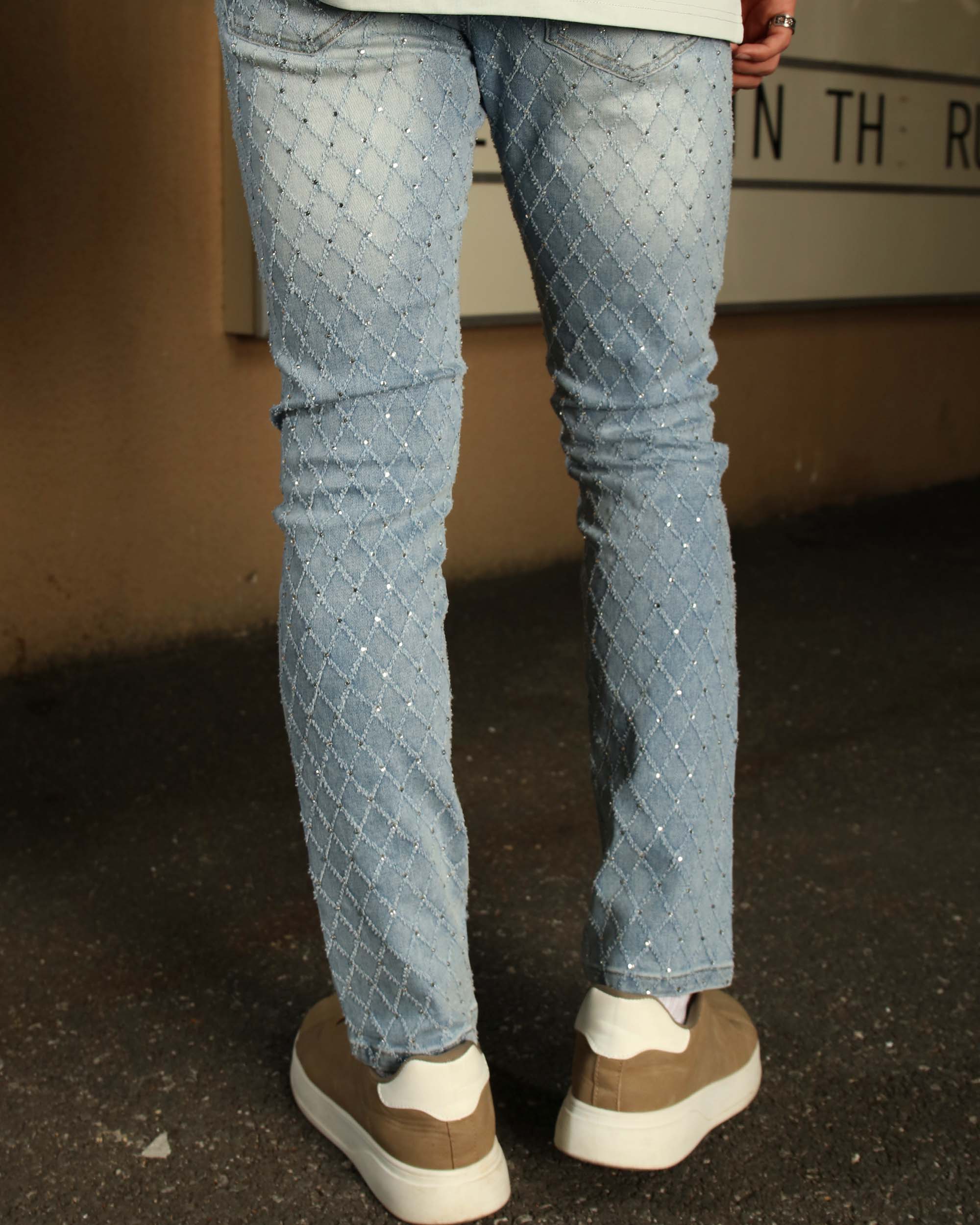 Men’s Light Blue & Black Rhinestone Plaid Skinny Jeans – Vintage Washed Slim Fit Denim Pants